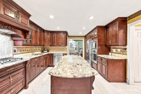 1 Pine Ridge Drive Edison NJ 08820