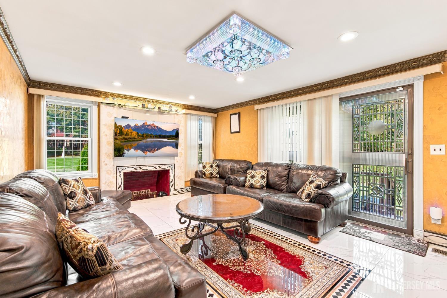 1 Pine Ridge Drive Edison NJ 08820