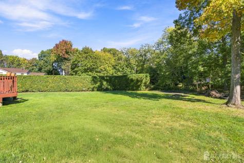 1 Pine Ridge Drive Edison NJ 08820