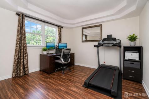 23 Dunbar Avenue Piscataway NJ 08854