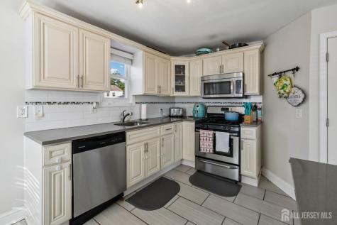 608 Decatur Avenue Middlesex NJ 08846