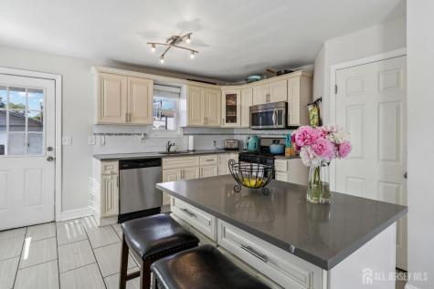 608 Decatur Avenue Middlesex NJ 08846