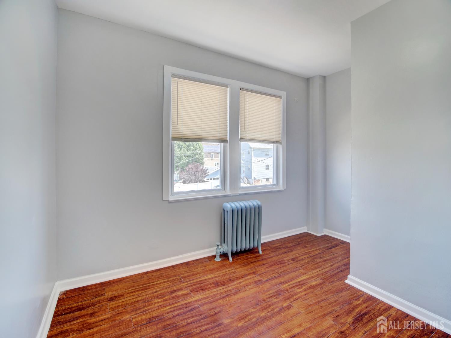 165 Randolph Street Carteret NJ 07008
