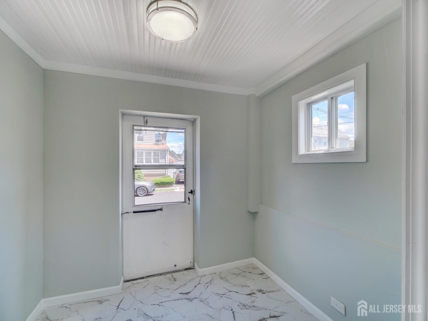 165 Randolph Street Carteret NJ 07008