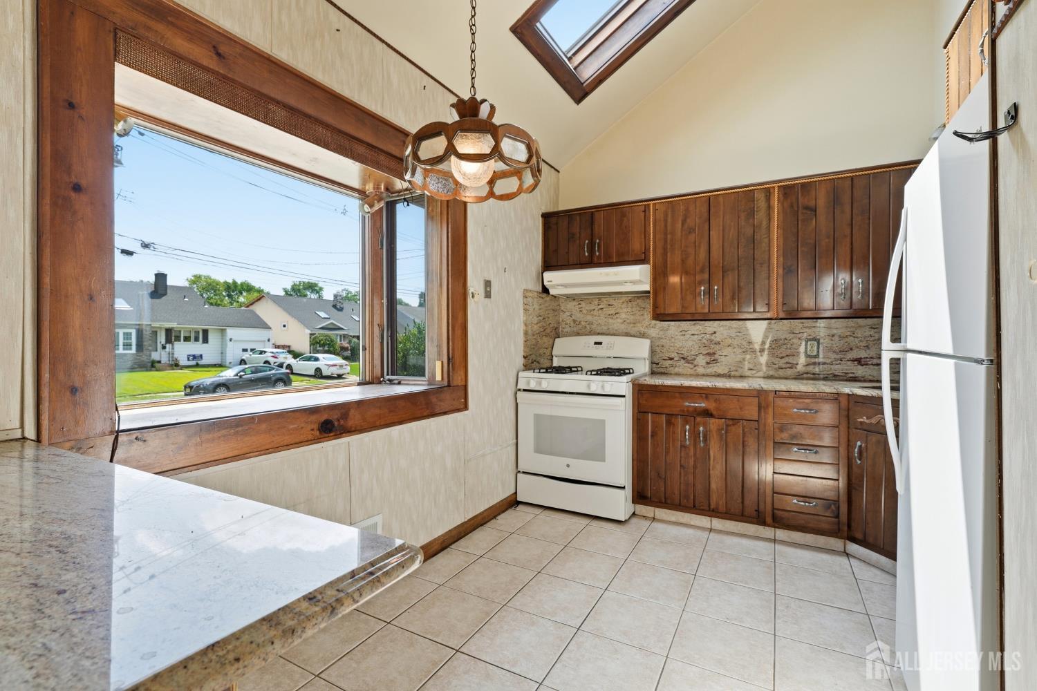 13 Cleveland Avenue Colonia NJ 07067