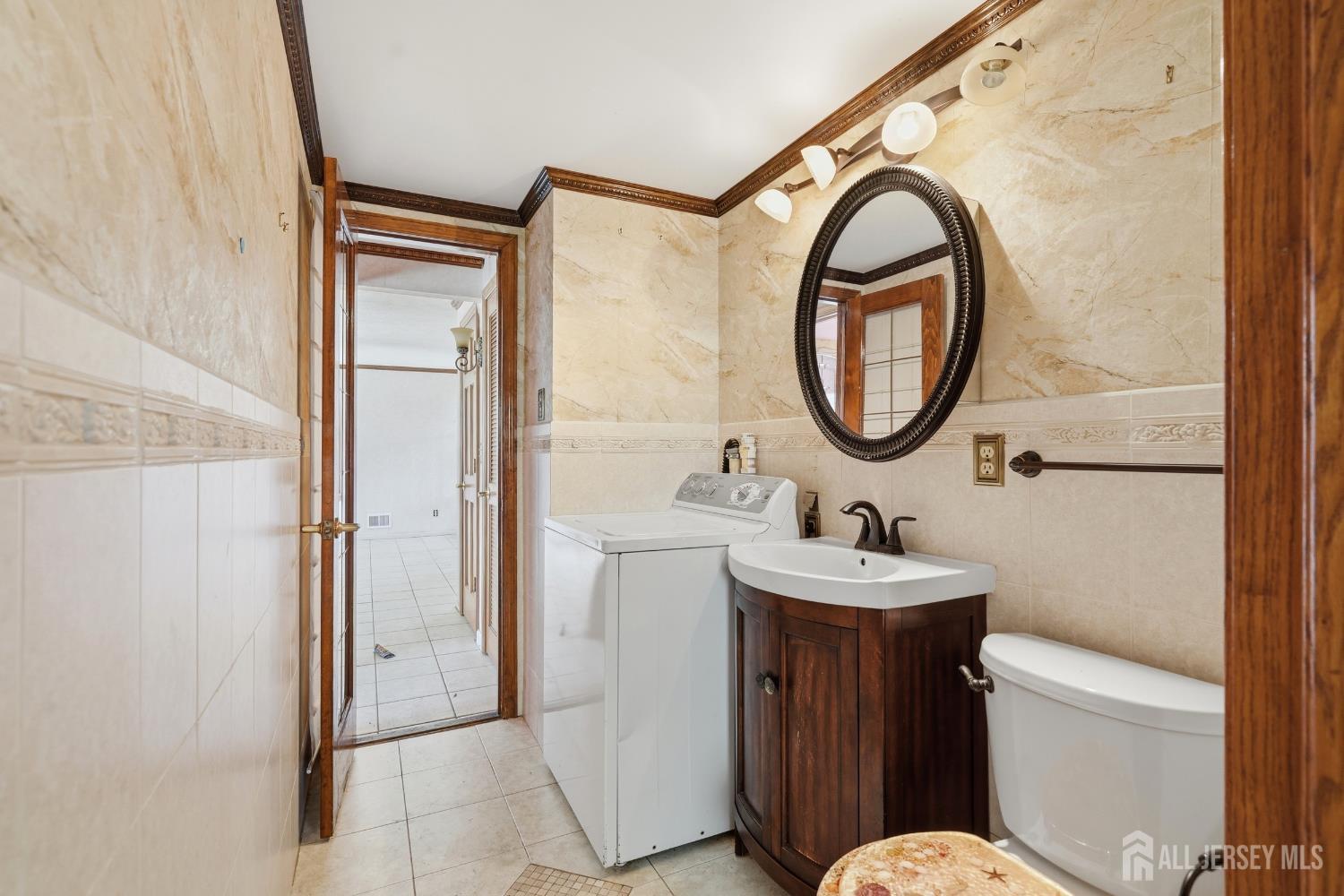 13 Cleveland Avenue Colonia NJ 07067