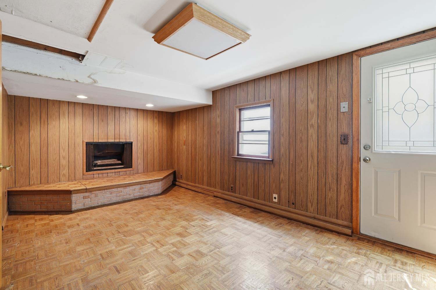 13 Cleveland Avenue Colonia NJ 07067