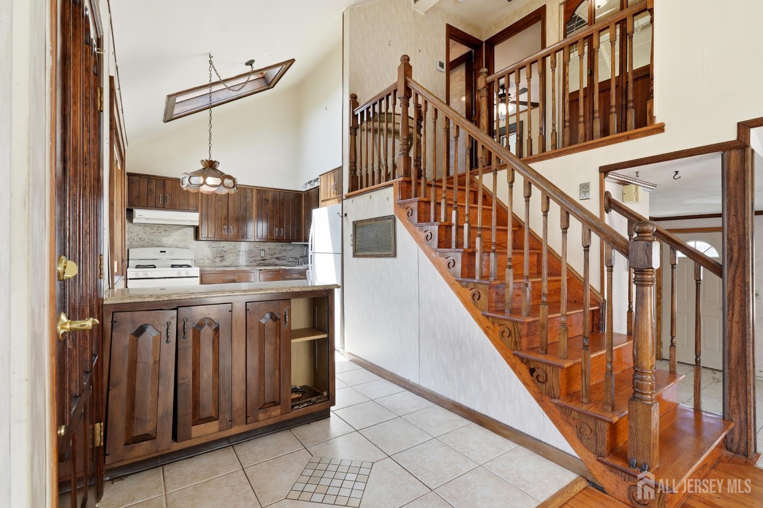 13 Cleveland Avenue Colonia NJ 07067