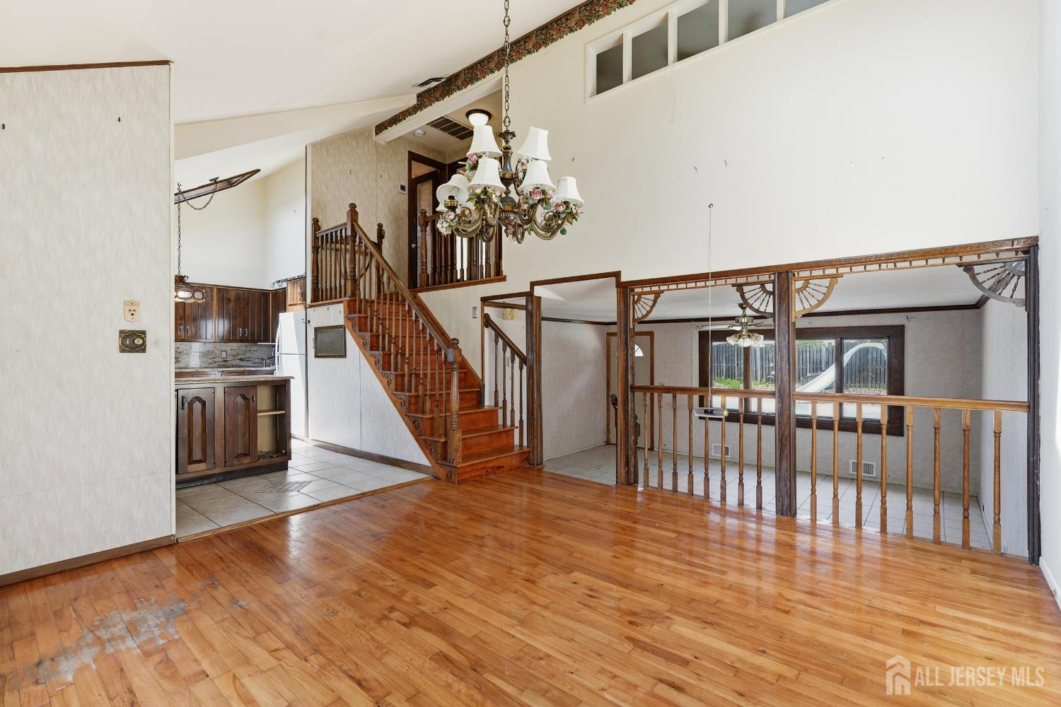 13 Cleveland Avenue Colonia NJ 07067