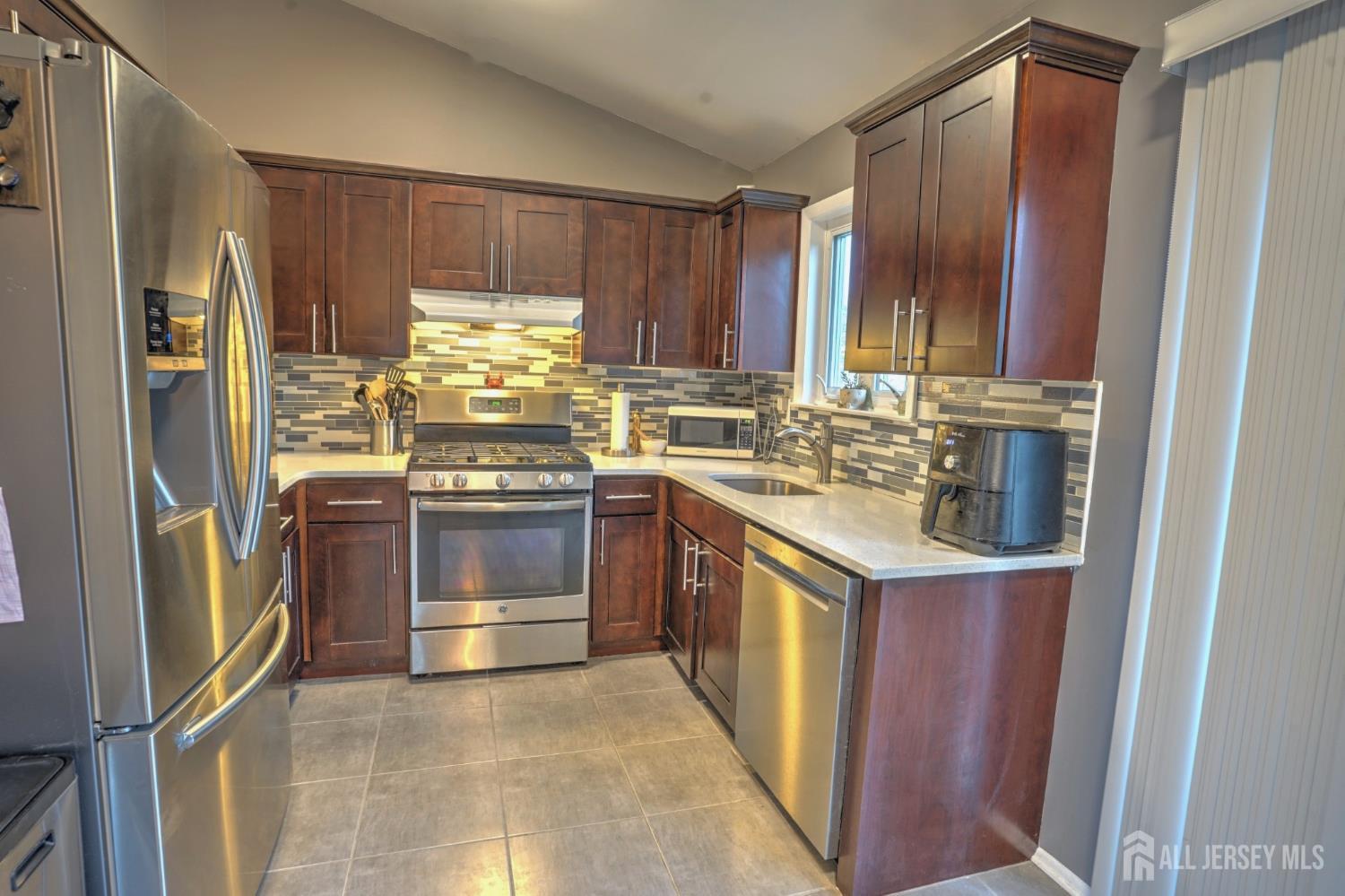 48 Birch Run Drive Piscataway NJ 08854