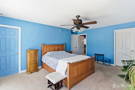 1215 Niihau Drive Lacey NJ 08731