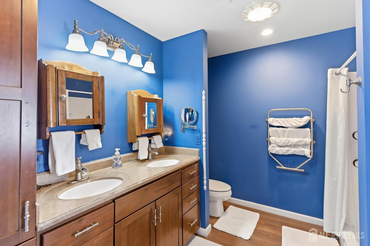 1215 Niihau Drive Lacey NJ 08731