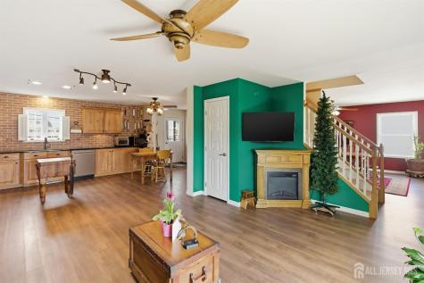 1215 Niihau Drive Lacey NJ 08731