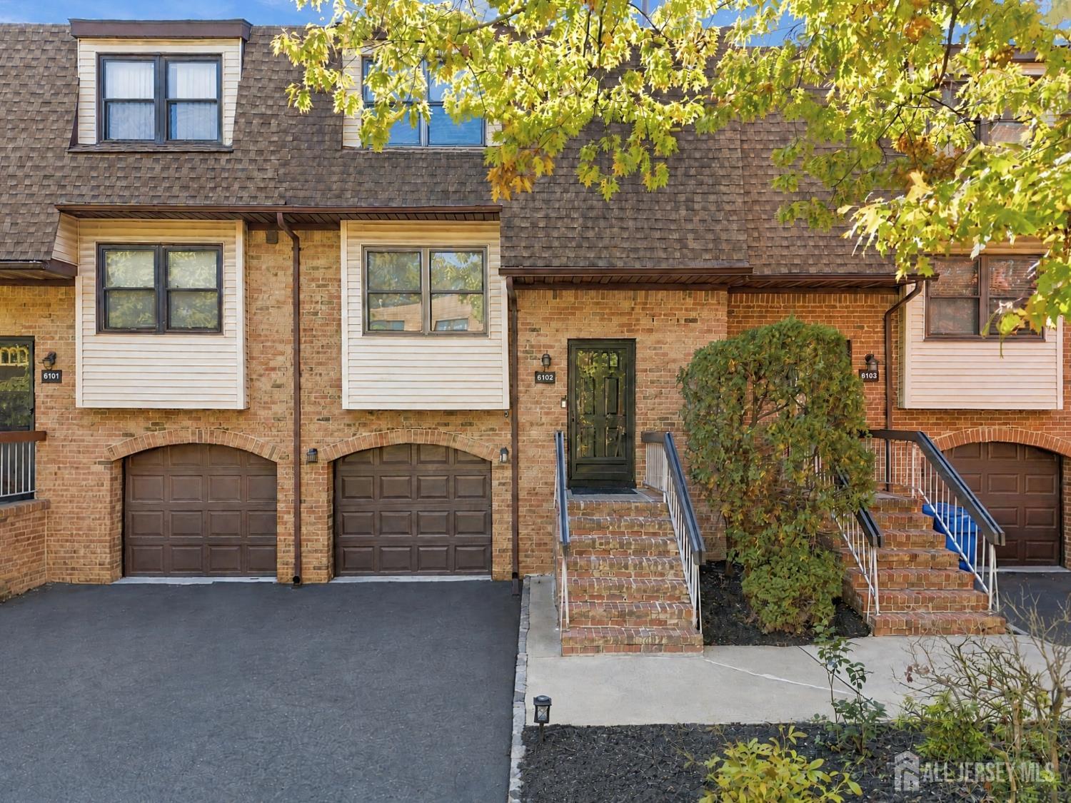 6102 N Oaks Boulevard North Brunswick NJ 08902