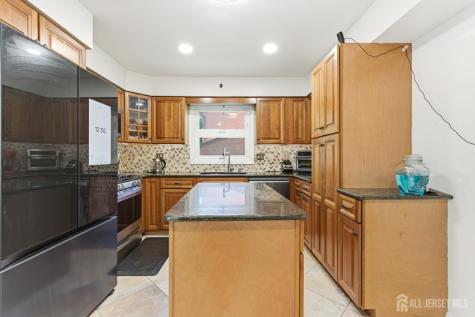 213 Normandy Road Edison NJ 08820
