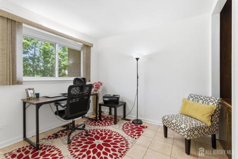 213 Normandy Road Edison NJ 08820
