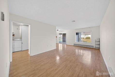 487-A Grandin Road Monroe NJ 08831