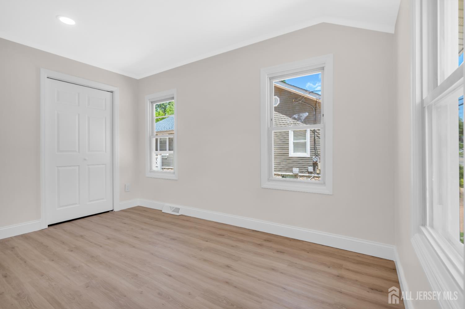 141 Brunswick Avenue Spotswood NJ 08884