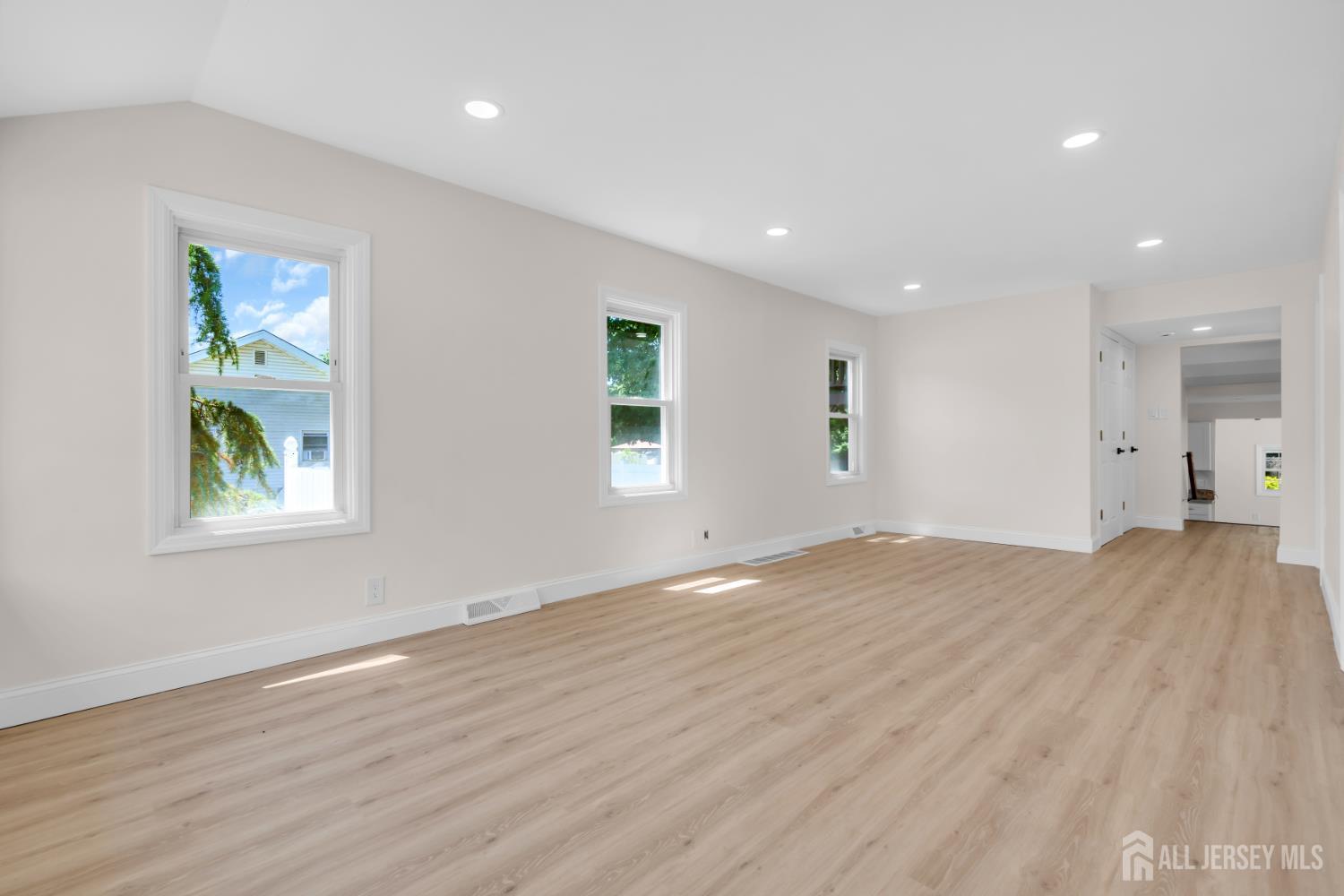 141 Brunswick Avenue Spotswood NJ 08884
