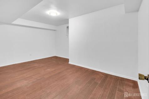 163 Marion Drive West Orange NJ 07052