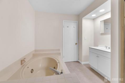 163 Marion Drive West Orange NJ 07052