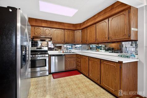 140 Camelot Drive Port Reading NJ 07064