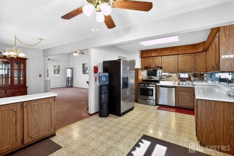140 Camelot Drive Port Reading NJ 07064