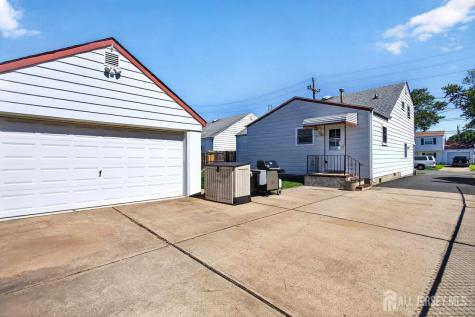 140 Camelot Drive Port Reading NJ 07064