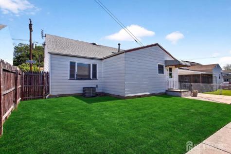 140 Camelot Drive Port Reading NJ 07064