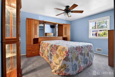 140 Camelot Drive Port Reading NJ 07064