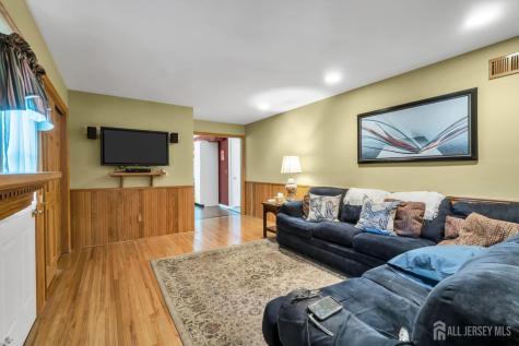 198 Kings Road Madison NJ 07940
