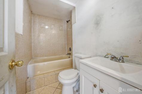 105 Berger Street Franklin Twsp NJ 08873