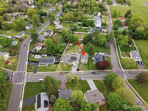 105 Berger Street Franklin Twsp NJ 08873