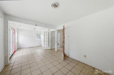 105 Berger Street Franklin Twsp NJ 08873
