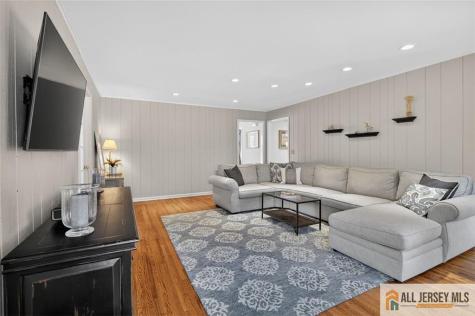 4 Hardley Drive Cranbury NJ 08512