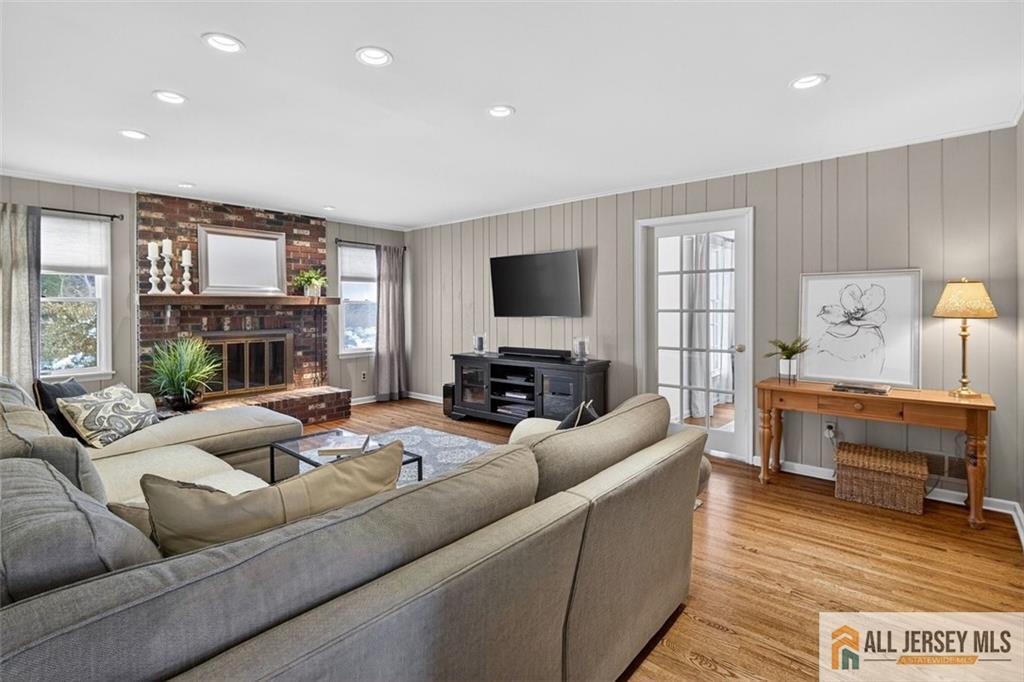 4 Hardley Drive Cranbury NJ 08512