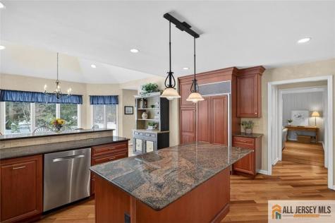 4 Hardley Drive Cranbury NJ 08512