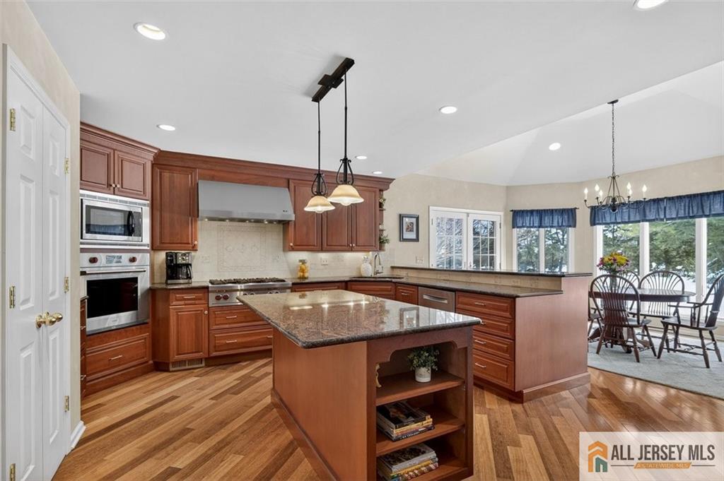 4 Hardley Drive Cranbury NJ 08512