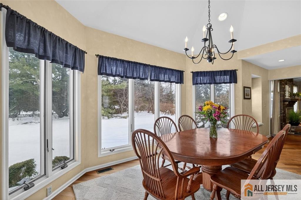 4 Hardley Drive Cranbury NJ 08512