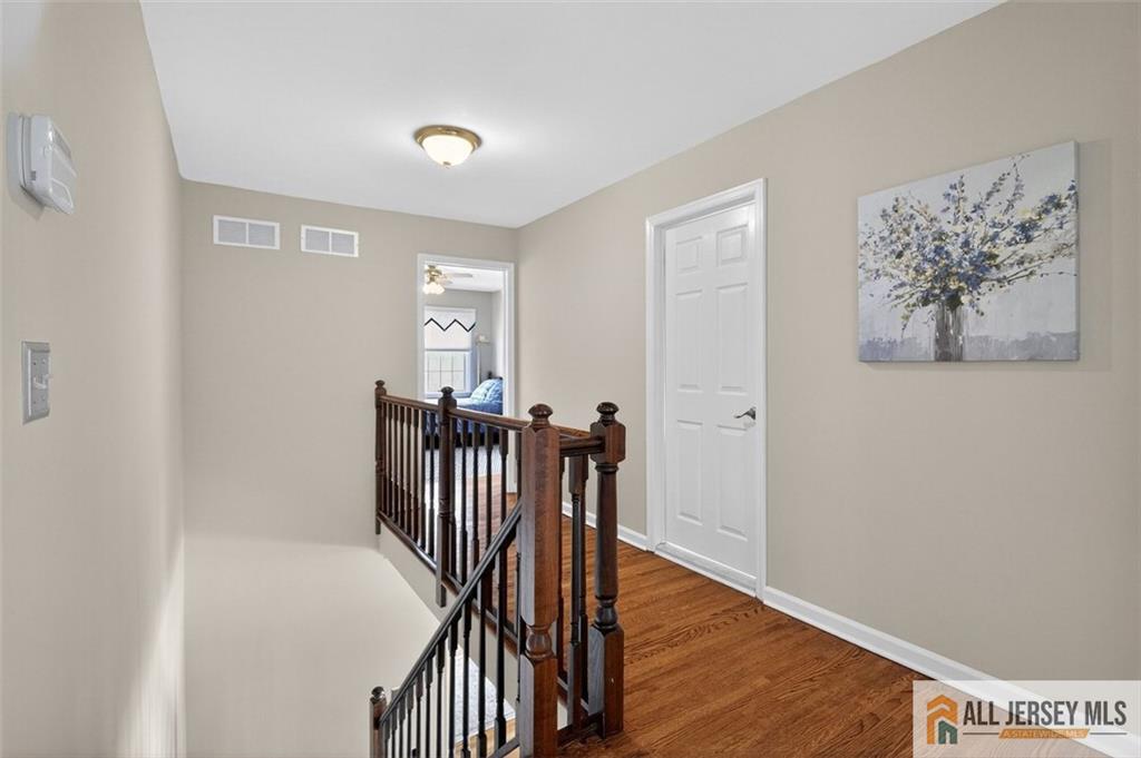 4 Hardley Drive Cranbury NJ 08512