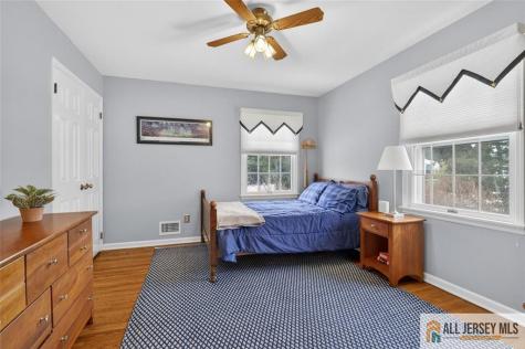 4 Hardley Drive Cranbury NJ 08512