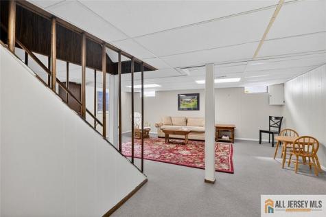4 Hardley Drive Cranbury NJ 08512