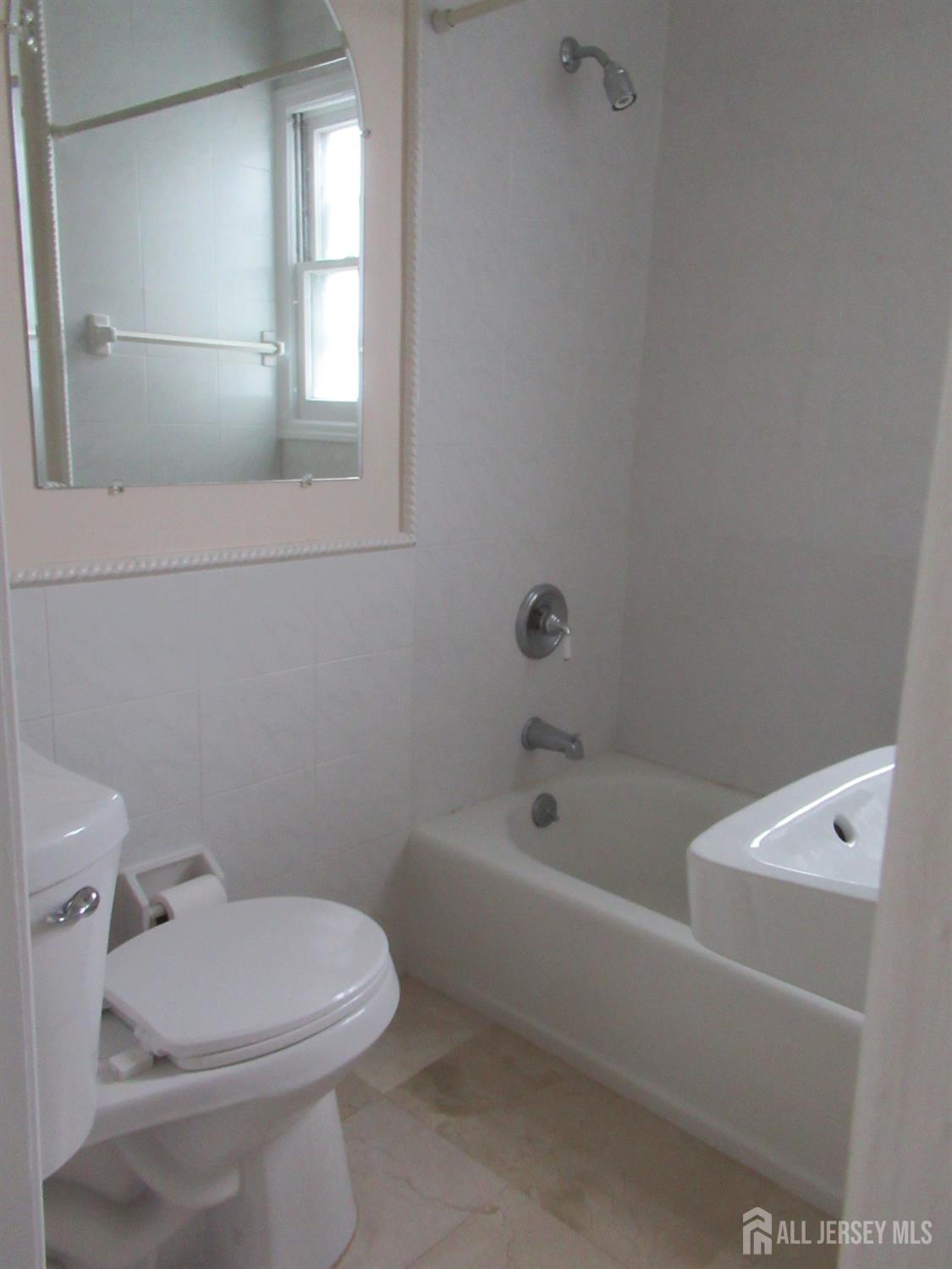 11 Eisenhower Drive Sayreville NJ 08872