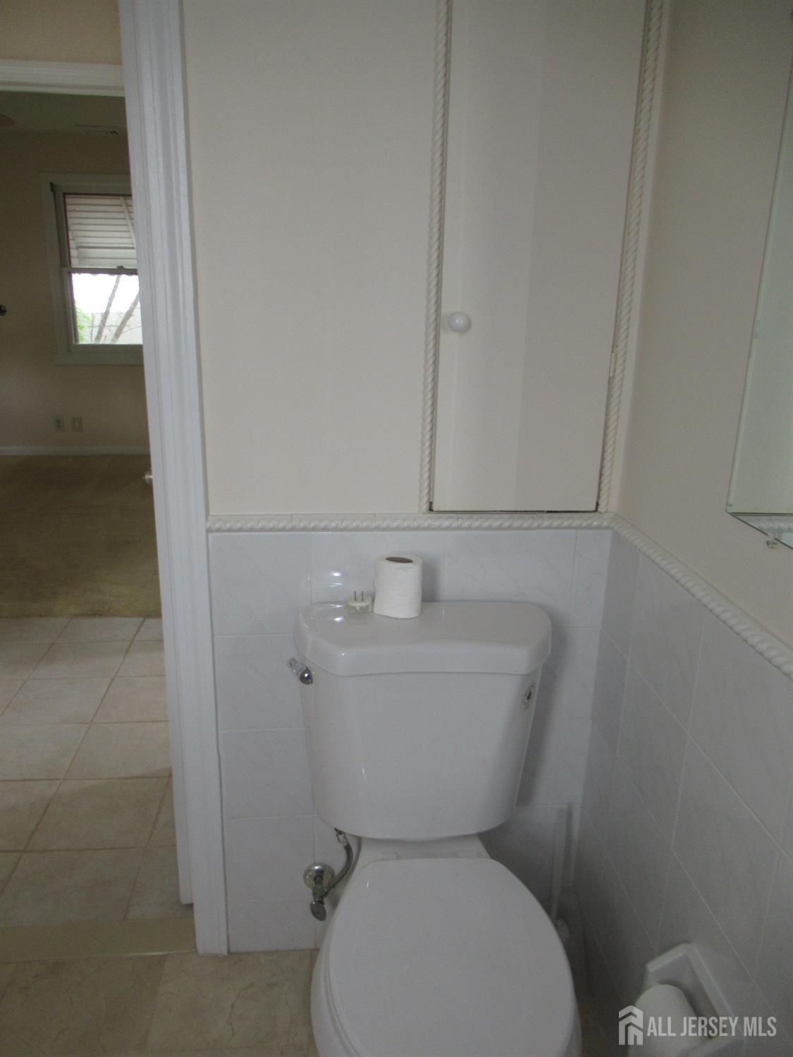 11 Eisenhower Drive Sayreville NJ 08872