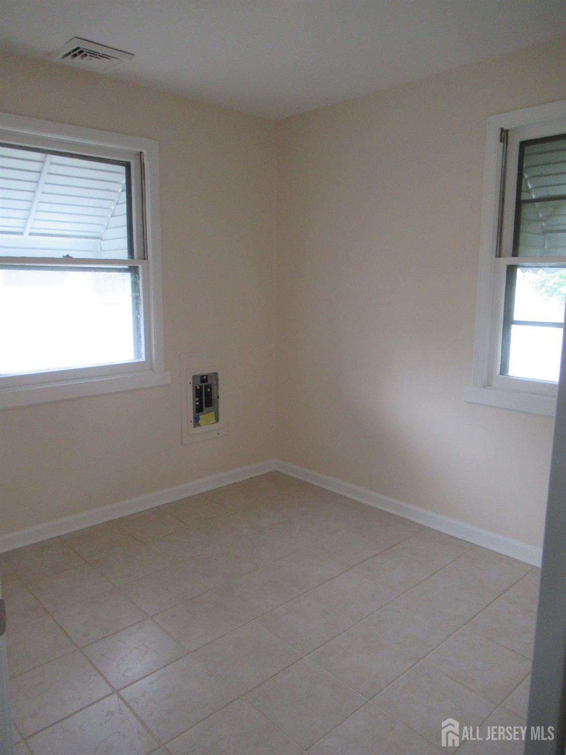 11 Eisenhower Drive Sayreville NJ 08872
