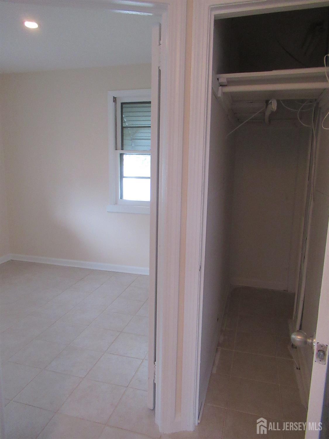 11 Eisenhower Drive Sayreville NJ 08872