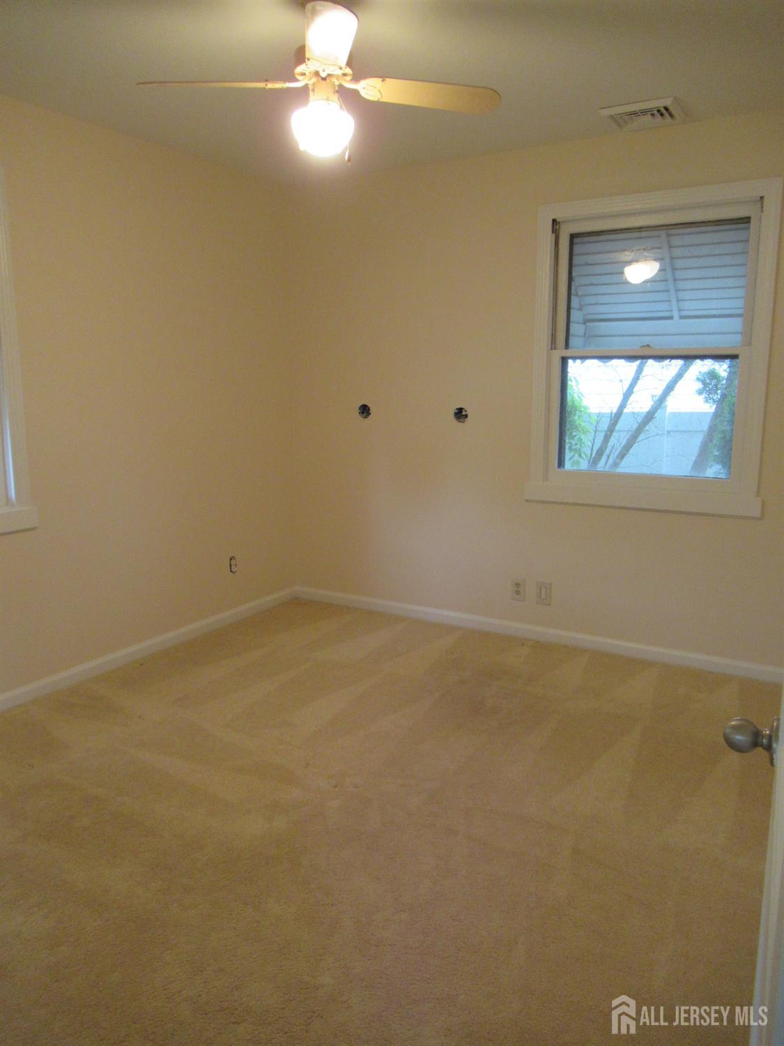 11 Eisenhower Drive Sayreville NJ 08872