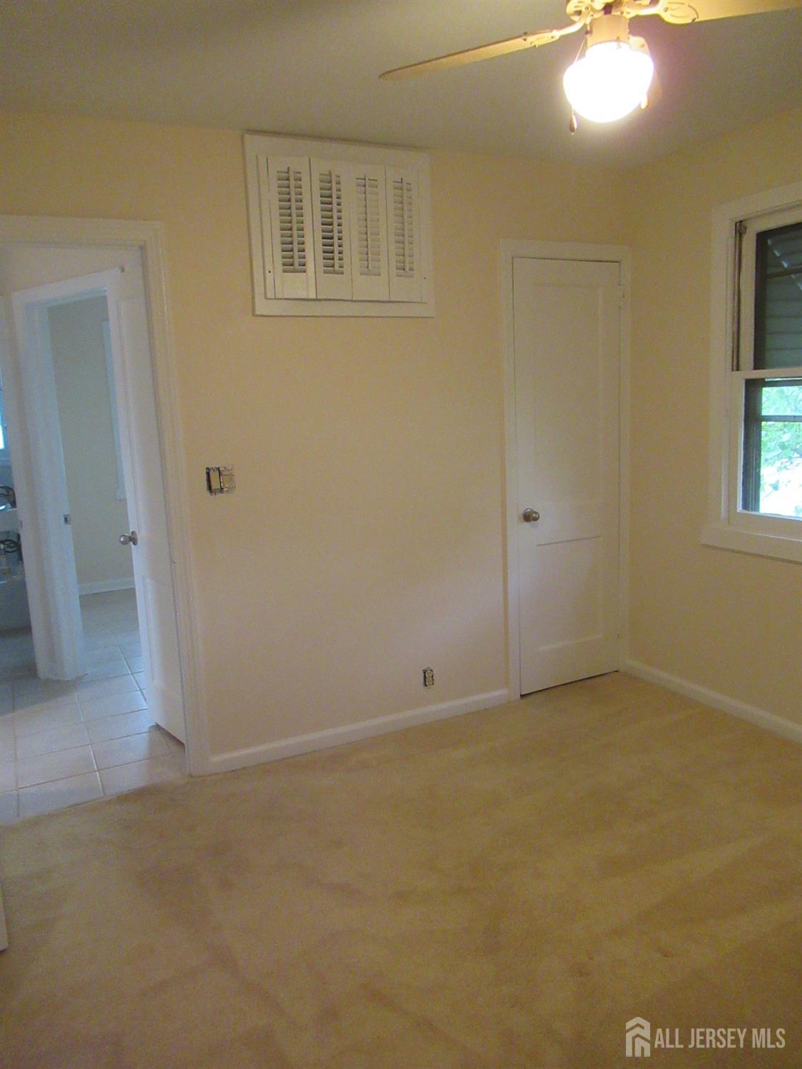 11 Eisenhower Drive Sayreville NJ 08872
