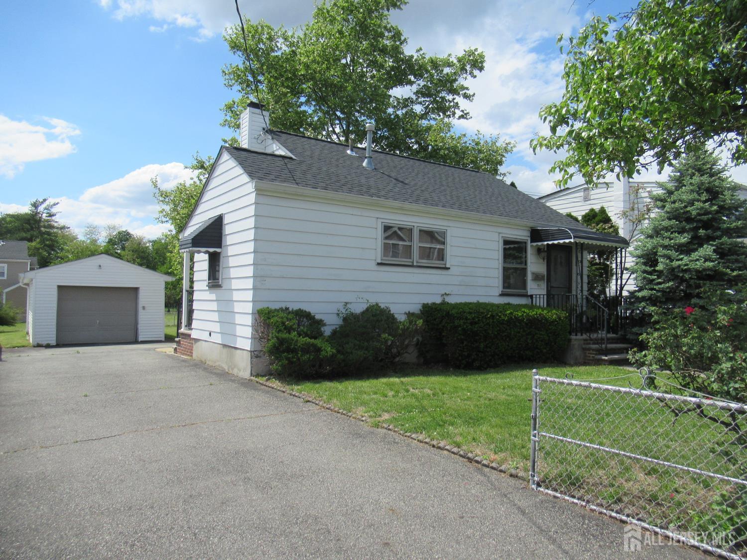 11 Eisenhower Drive Sayreville NJ 08872