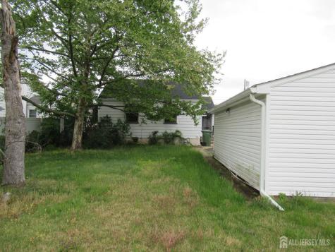 11 Eisenhower Drive Sayreville NJ 08872